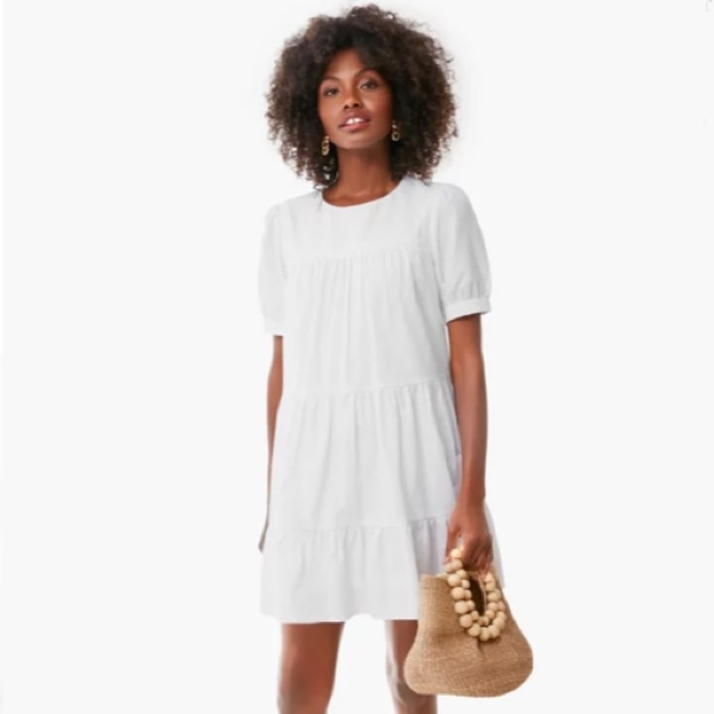 White Quinn Dress
POMANDER PLACE